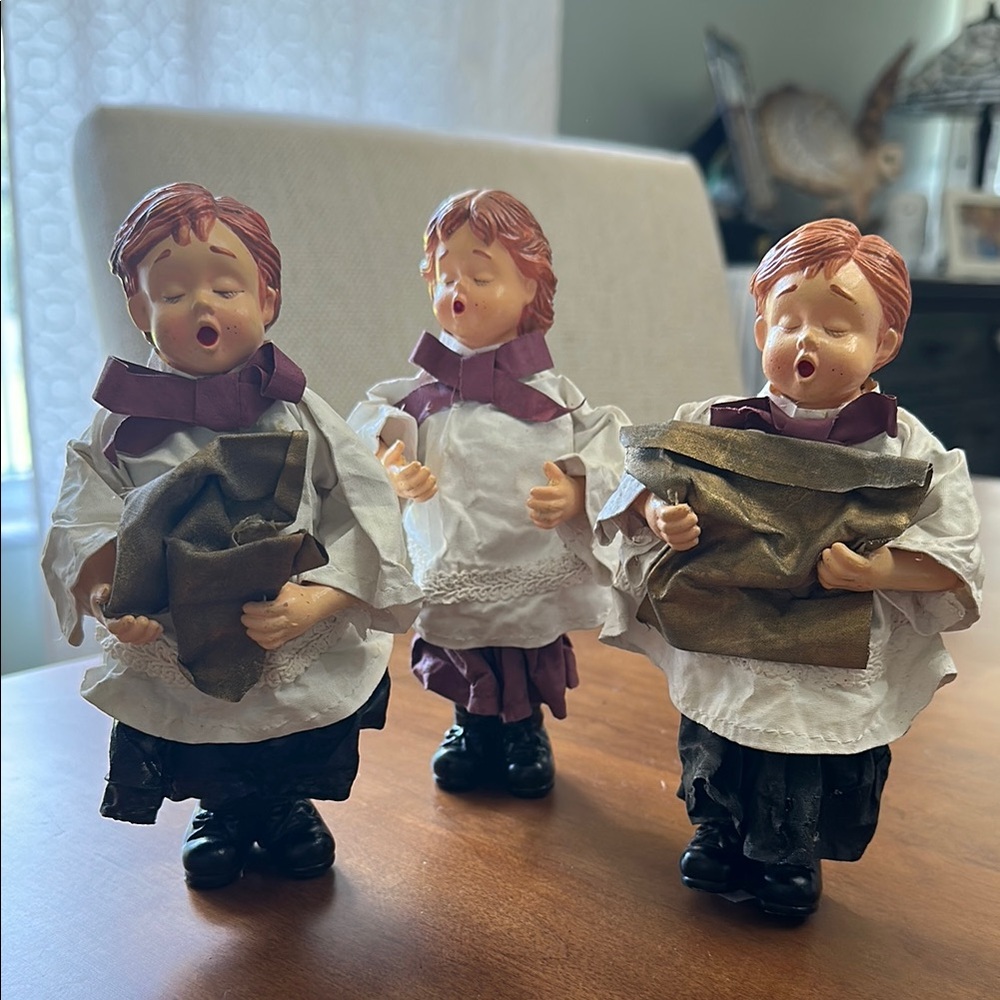 Christmas Paper Mache Choir Boy Figurines